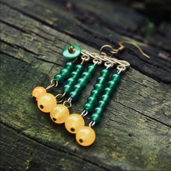 Art Deco chandelier natural bead dangle earrings - Picture 2 of 5